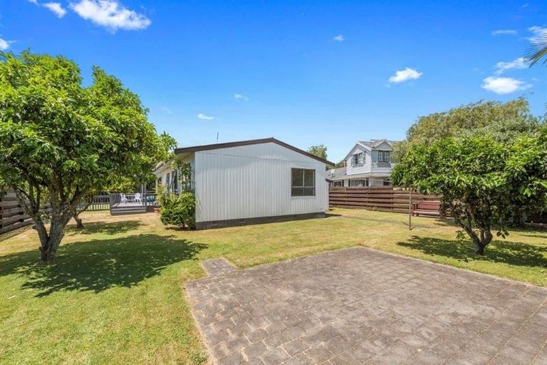 Photo of property in 24 Gloucester Road, Mount Maunganui, 3116