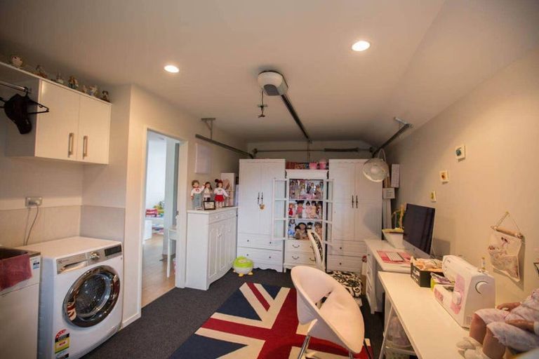 Photo of property in 3a Rothery Road, Hillpark, Auckland, 2102