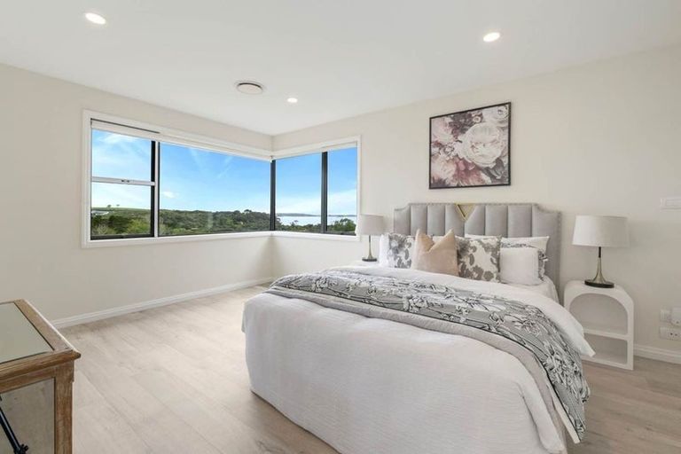 Photo of property in 7 Bounty Road, Long Bay, Auckland, 0630