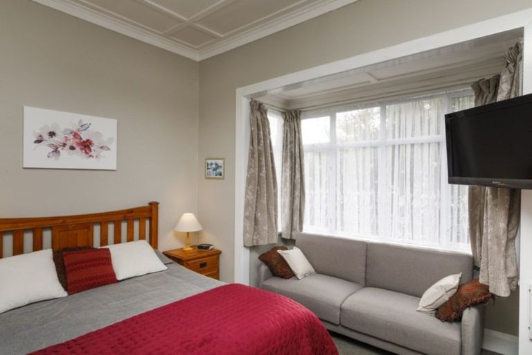 Photo of property in 16 Lyon Street, Marton, 4710