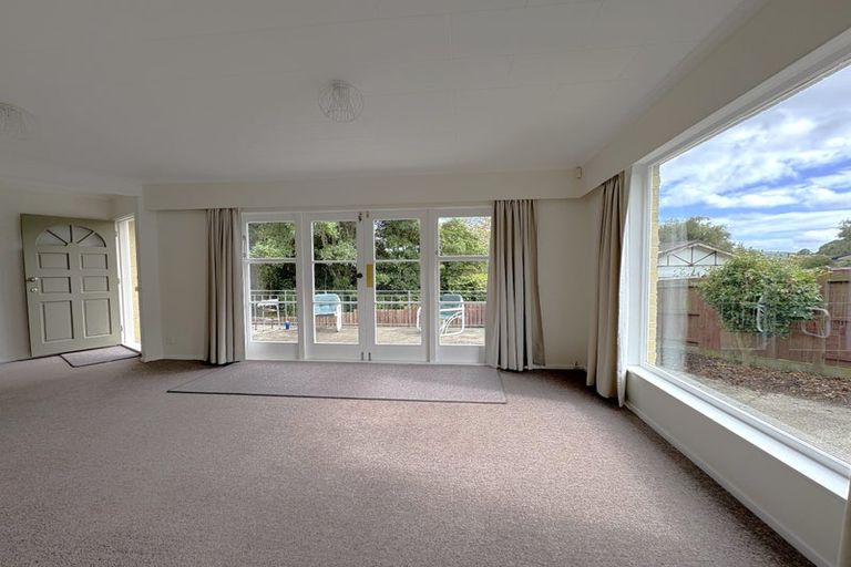 Photo of property in 56 Kamahi Street, Stokes Valley, Lower Hutt, 5019