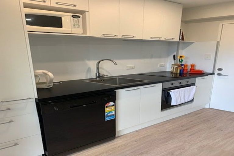 Photo of property in 82 Howard Road, Point Howard, Lower Hutt, 5013