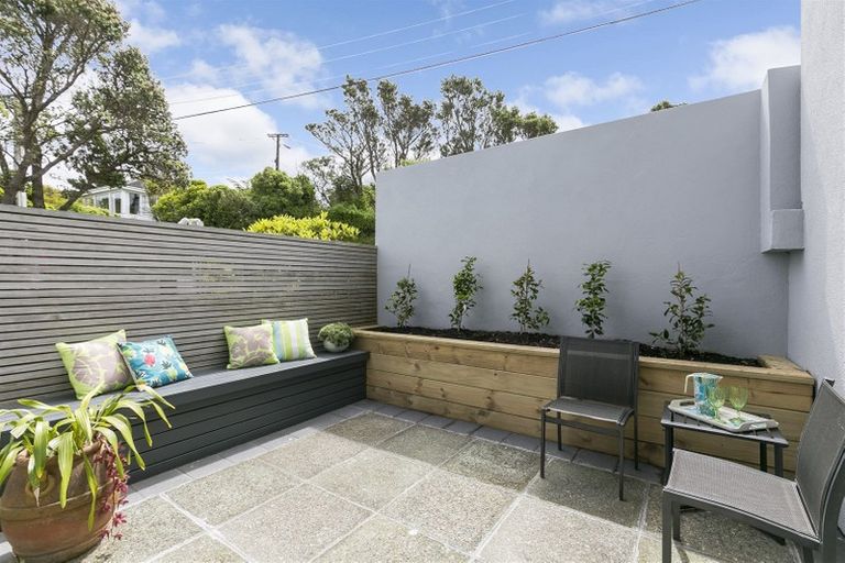 Photo of property in 99 Jubilee Road, Khandallah, Wellington, 6035