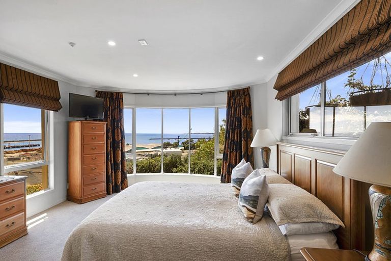 Photo of property in 22b Findlay Street, Moturoa, New Plymouth, 4310