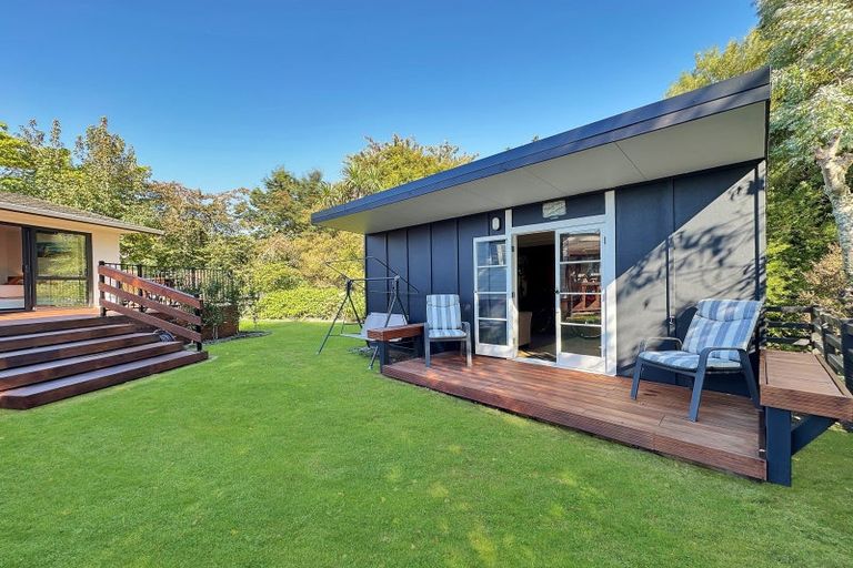 Photo of property in 1/11 Gibbs Place, Kinloch, Taupo, 3377