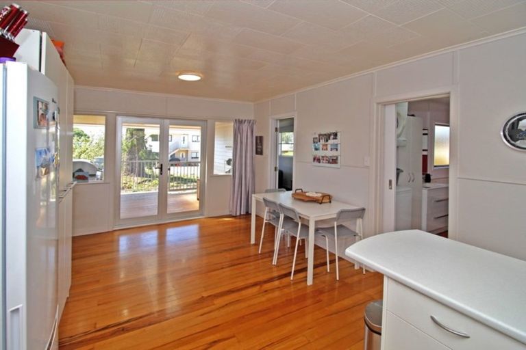 Photo of property in 4 Eveline Street, Mangawhai Heads, Mangawhai, 0505