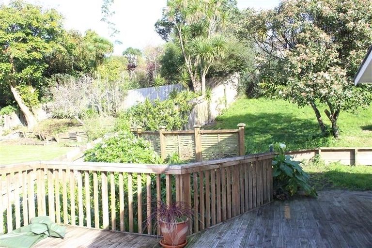 Photo of property in 19 Glenfinn Place, Massey, Auckland, 0614