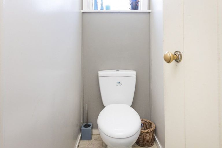 Photo of property in 1a Collins Crescent, Feilding, 4702