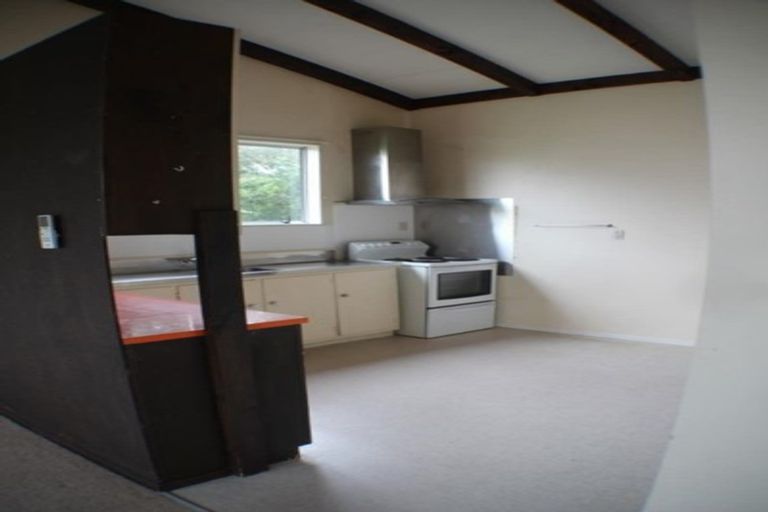 Photo of property in 3/4 Narbada Crescent, Khandallah, Wellington, 6035