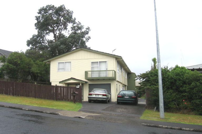 Photo of property in 97 Hillcrest Avenue, Hillcrest, Auckland, 0627