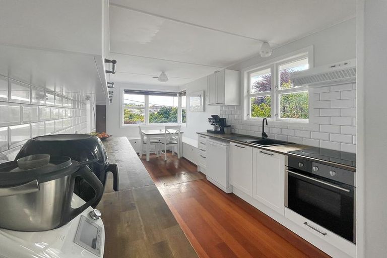 Photo of property in 8 Taunton Place, Lynmouth, New Plymouth, 4310