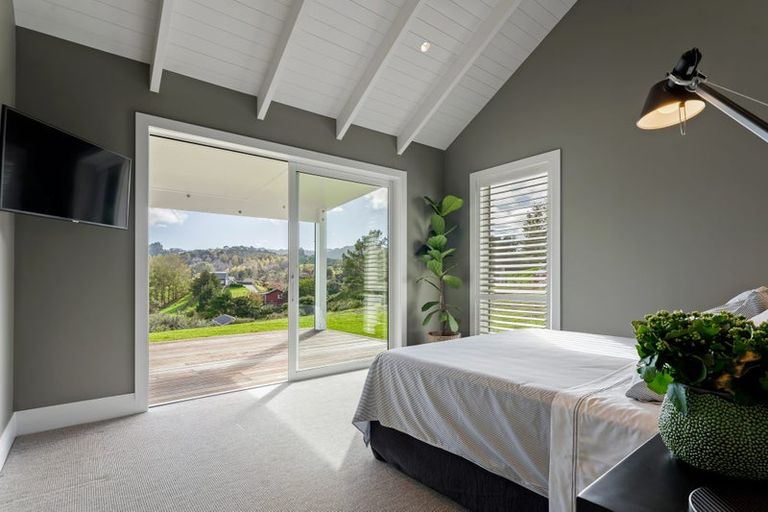 Photo of property in 48 Upper Whangateau Road, Big Omaha, 0985