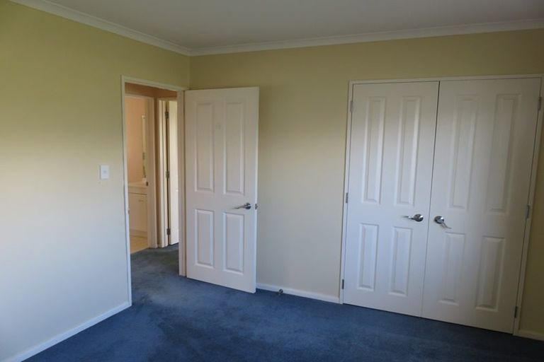 Photo of property in 12 Belcoo Crescent, East Tamaki, Auckland, 2013