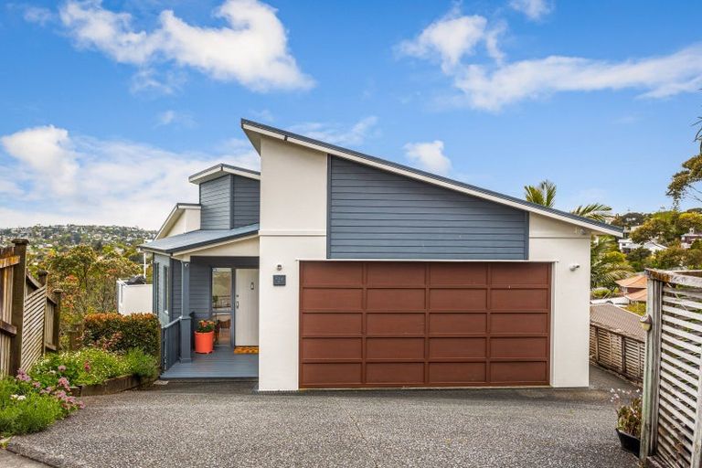 Photo of property in 589f East Coast Road, Browns Bay, Auckland, 0632