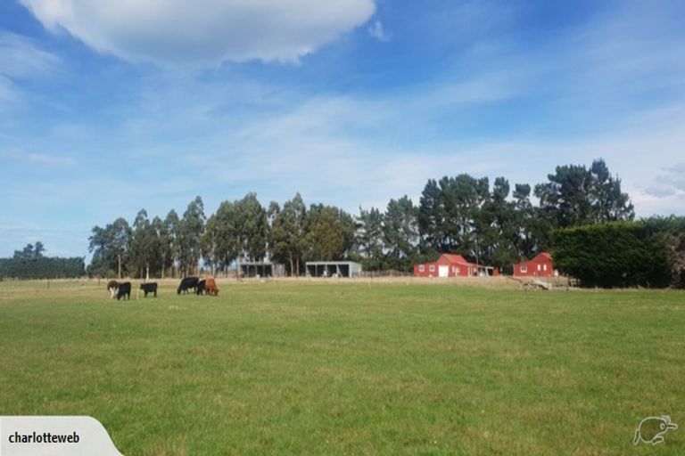 Photo of property in 139 Grays Road, Amberley, 7481