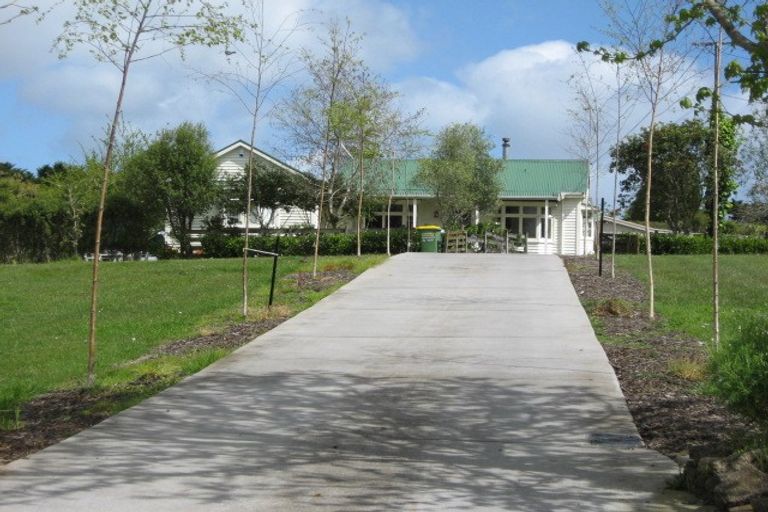 Photo of property in 17 Kowhai Road, Whenuapai, Auckland, 0618