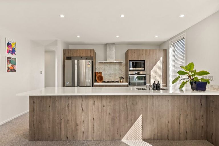 Photo of property in 91 Glidepath Road, Hobsonville, Auckland, 0616