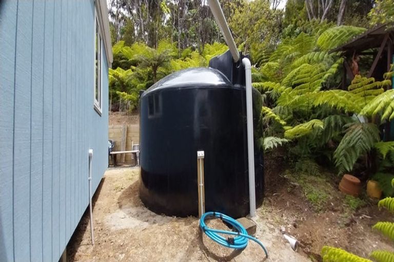 Photo of property in 525a Tuateawa Road, Tuateawa, Coromandel, 3583