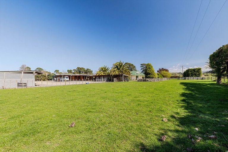 Photo of property in 360 Paierau Road, Opaki, Masterton, 5881