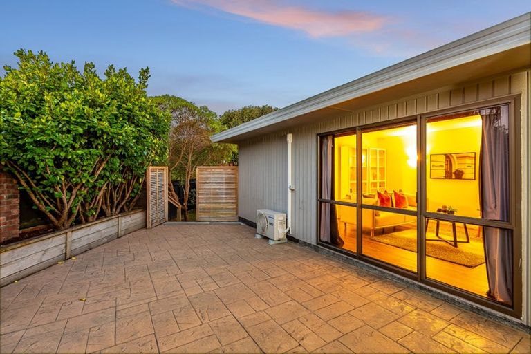 Photo of property in 31 Longitude Place, Whitby, Porirua, 5024