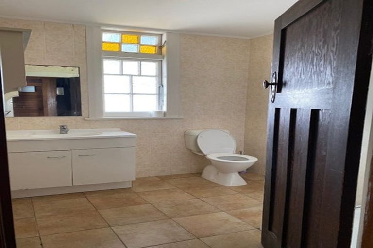 Photo of property in 214 Shirley Road, Papatoetoe, Auckland, 2025