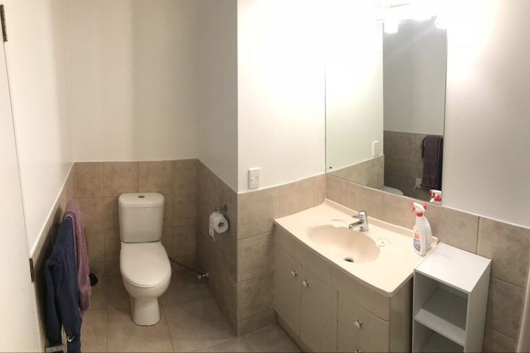 Photo of property in 122 Fairview Avenue, Fairview Heights, Auckland, 0632