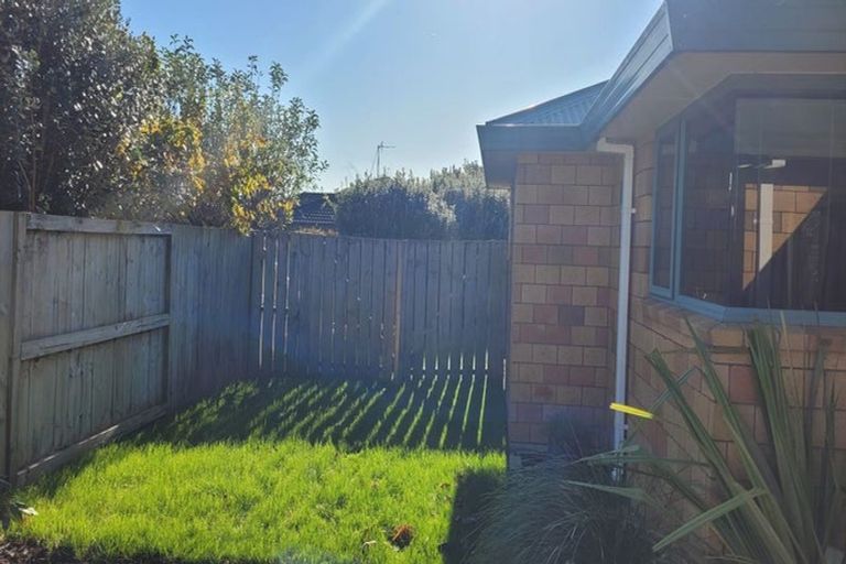 Photo of property in 11 Mckenzie Place, Rototuna North, Hamilton, 3210