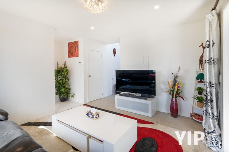 Photo of property in 74 Cedarwood Street, Woodridge, Wellington, 6037