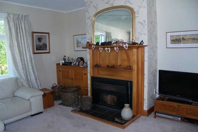 Photo of property in 9 Bell Street, Otaki, 5512