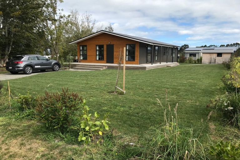 Photo of property in 2 Ataahua Place, Featherston, 5710