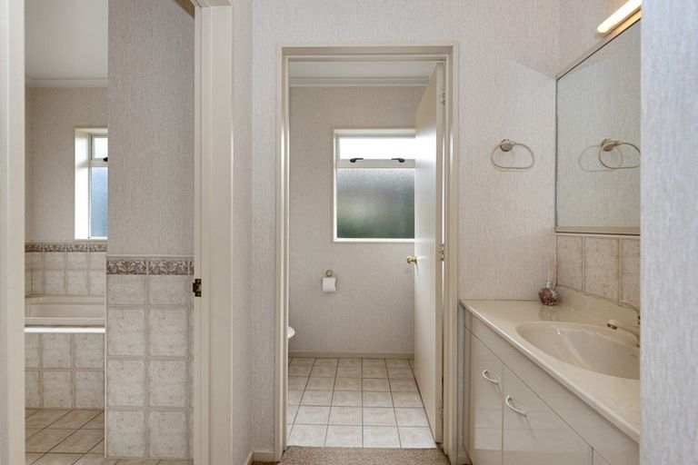 Photo of property in 14 Huntington Drive, Huntington, Hamilton, 3210