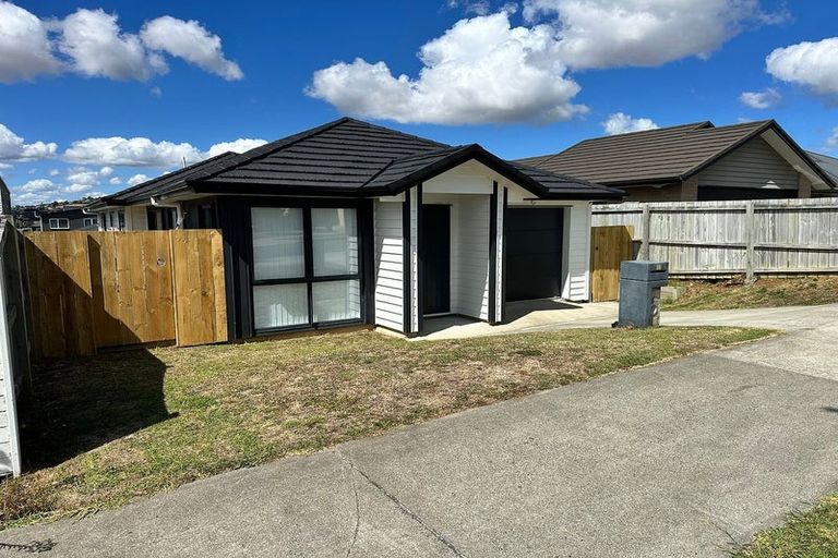 Photo of property in 11 Huamanu Street, Pukekohe, 2120