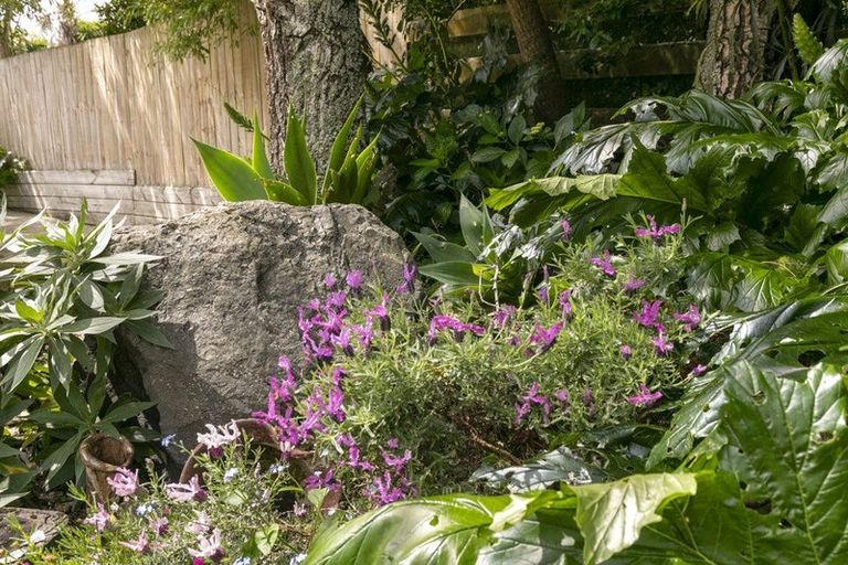 Photo of property in 32 Kimihia Road, Huntly, 3700