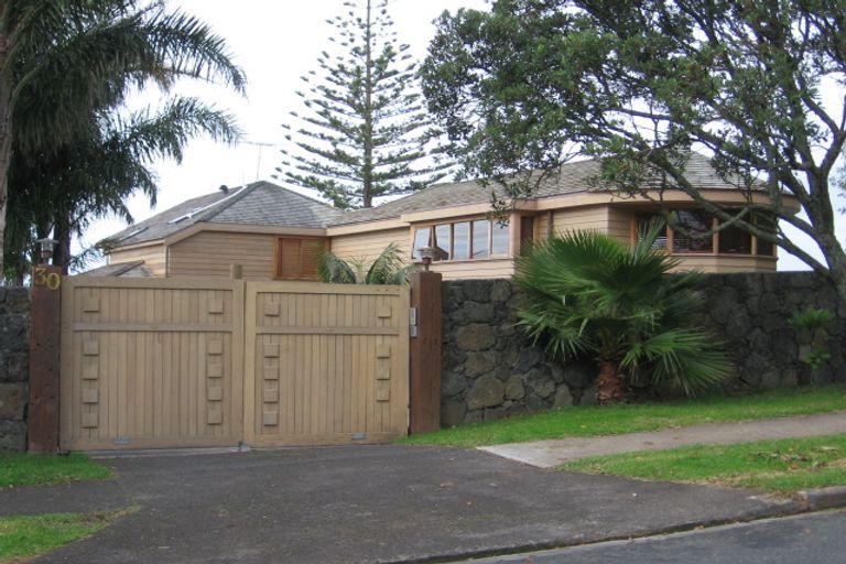 Photo of property in 30 Whitby Crescent, Mairangi Bay, Auckland, 0630