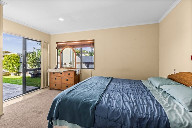 Photo of property in 9a Oxford Street, Taradale, Napier, 4112