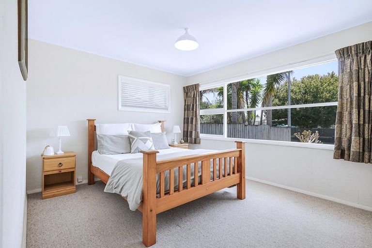 Photo of property in 48 Pulham Crescent, Queenwood, Hamilton, 3210