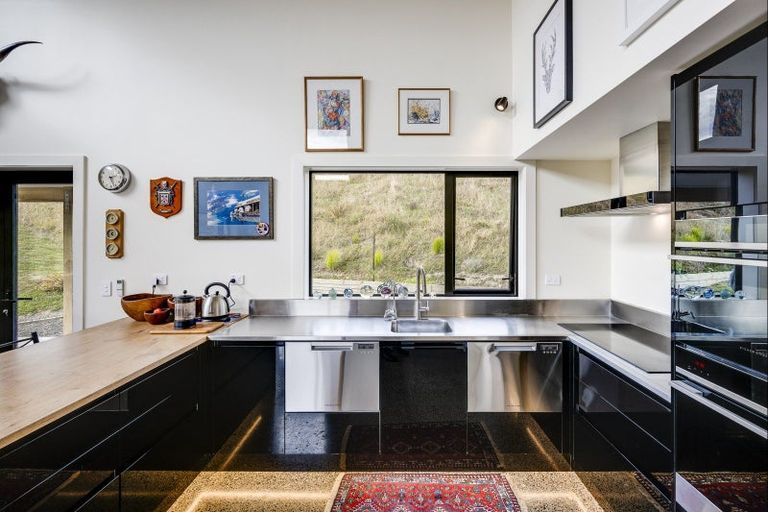 Photo of property in 76 Te Kapua Rise, 4182