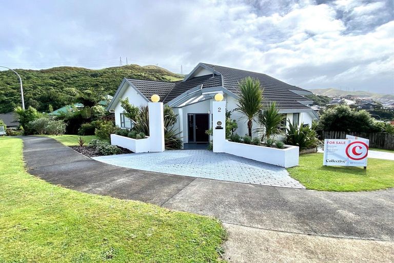 Photo of property in 2 Myers Grove, Churton Park, Wellington, 6037