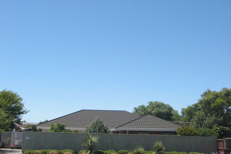 Photo of property in 3 Masham Road, Broomfield, Christchurch, 8042