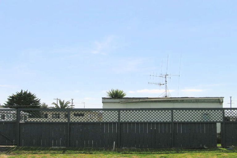 Photo of property in 1223 Papamoa Beach Road, Papamoa Beach, Papamoa, 3118