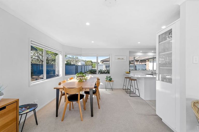 Photo of property in 232a Centreway Road, Orewa, 0931