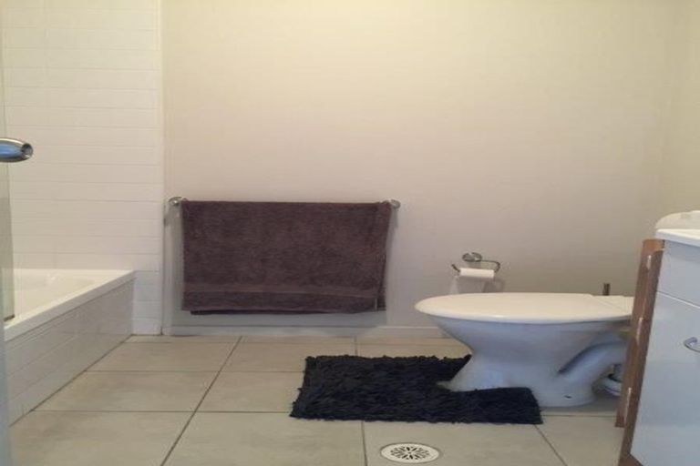 Photo of property in 24/94 Glengarry Road, Glen Eden, Auckland, 0602