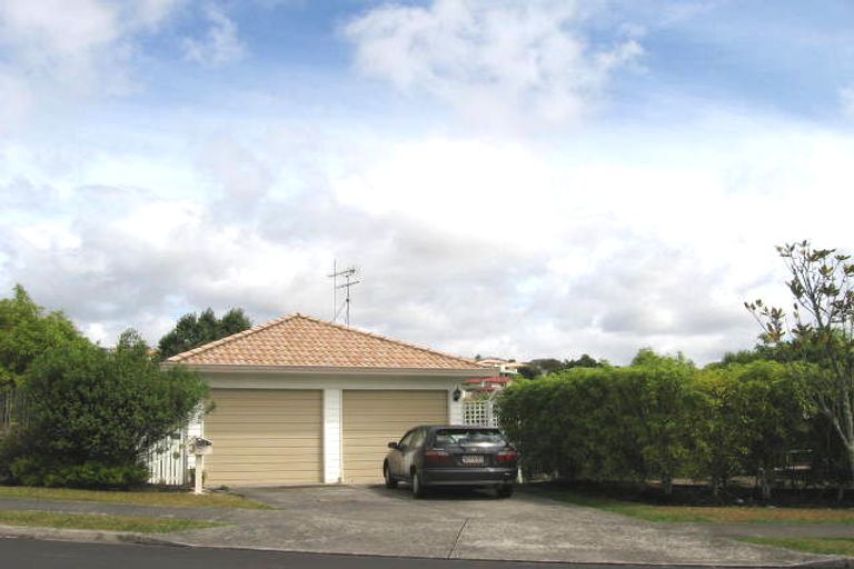 Photo of property in 3 Mallard Place, Unsworth Heights, Auckland, 0632