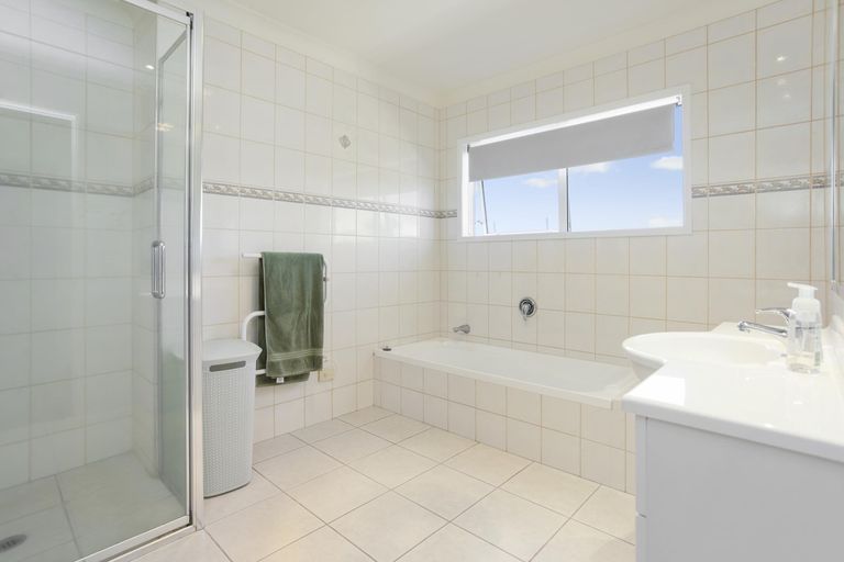 Photo of property in 87 Beatty Road, Pukekohe, 2120