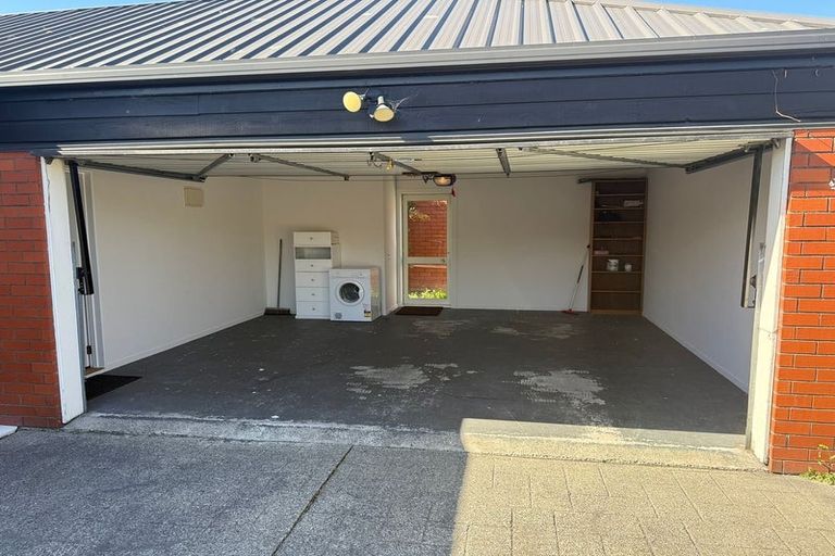 Photo of property in 12 Mcleish Lane, Spreydon, Christchurch, 8024