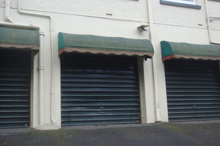 Photo of property in 4d Alva Street, Dunedin Central, Dunedin, 9016