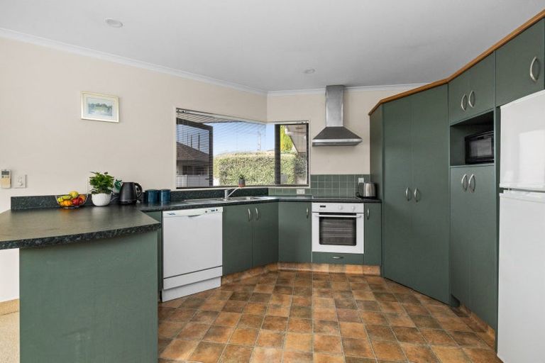 Photo of property in 4/28 Te Aute Road, Havelock North, 4130