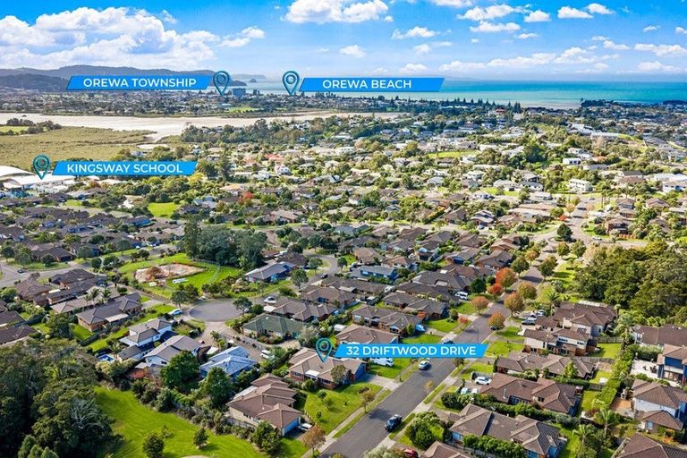 Photo of property in 32 Driftwood Drive, Red Beach, 0932