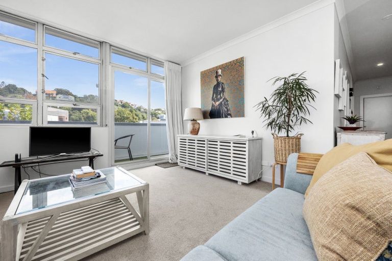 Photo of property in Mclean Towers, 2h/3 Shakespeare Road, Napier South, Napier, 4110