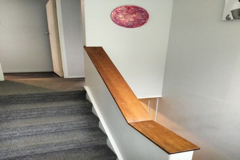 Photo of property in 27 Ngahere Street, Stokes Valley, Lower Hutt, 5019